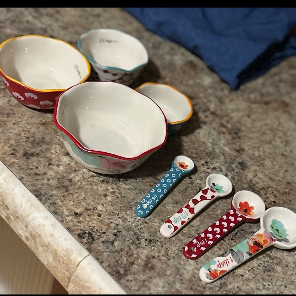 Colorful Ceramic Mixing Bowl and Spoon Set